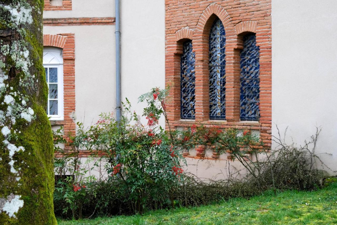 Hotellerie De L'Abbaye Bellegarde-Sainte-Marie Exteriör bild