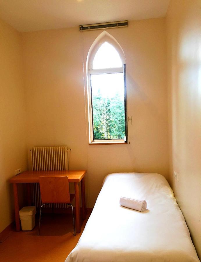 Hotellerie De L'Abbaye Bellegarde-Sainte-Marie Exteriör bild